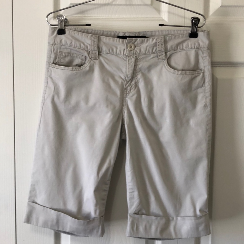 Calvin Klein Jeans Womens Shorts Size 6 Light Tan